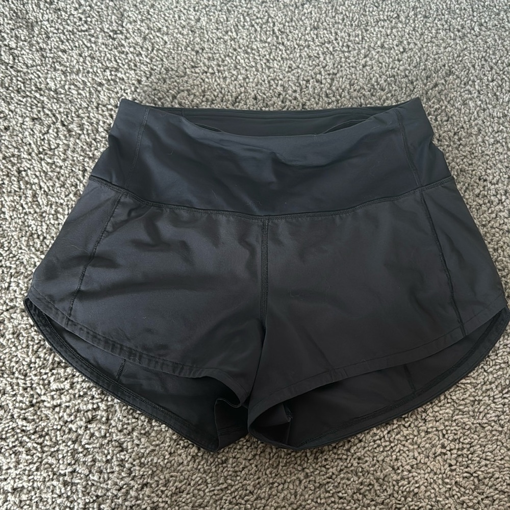 Lululemon speed up high-rise shorts, 2.5”- size 4